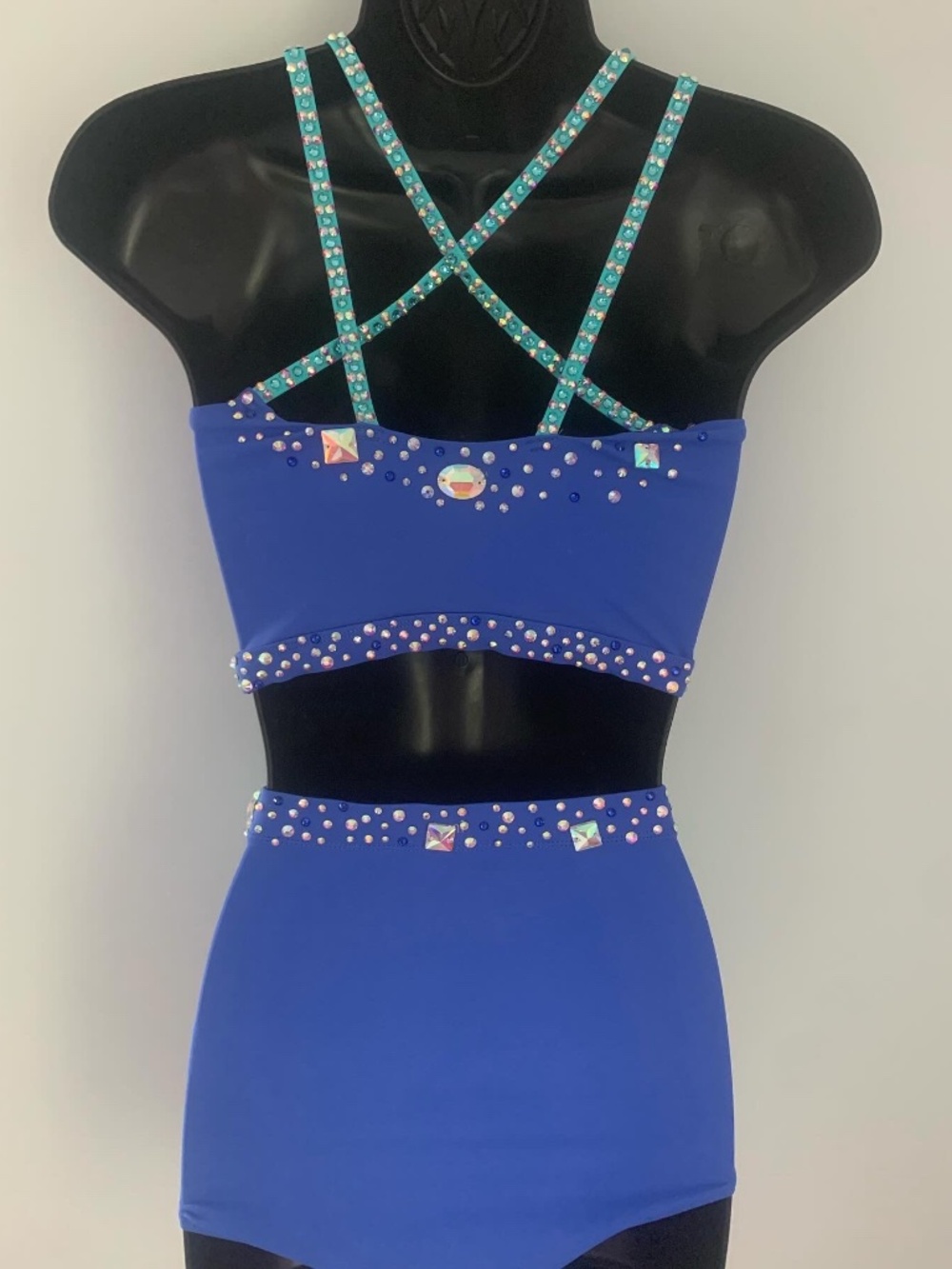 XS Stone Embellished Dance Costume: Two-Piece Acro Jazz Audition Set - Picture 7 of 7